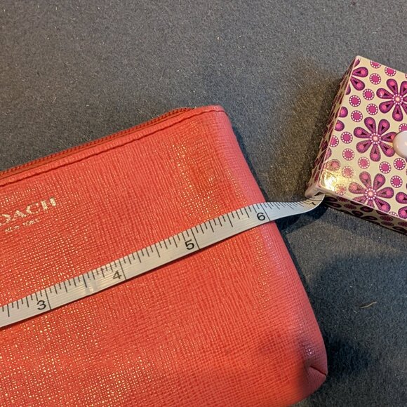 Coach leather double corner zip wristlet - Picture 4 of 7